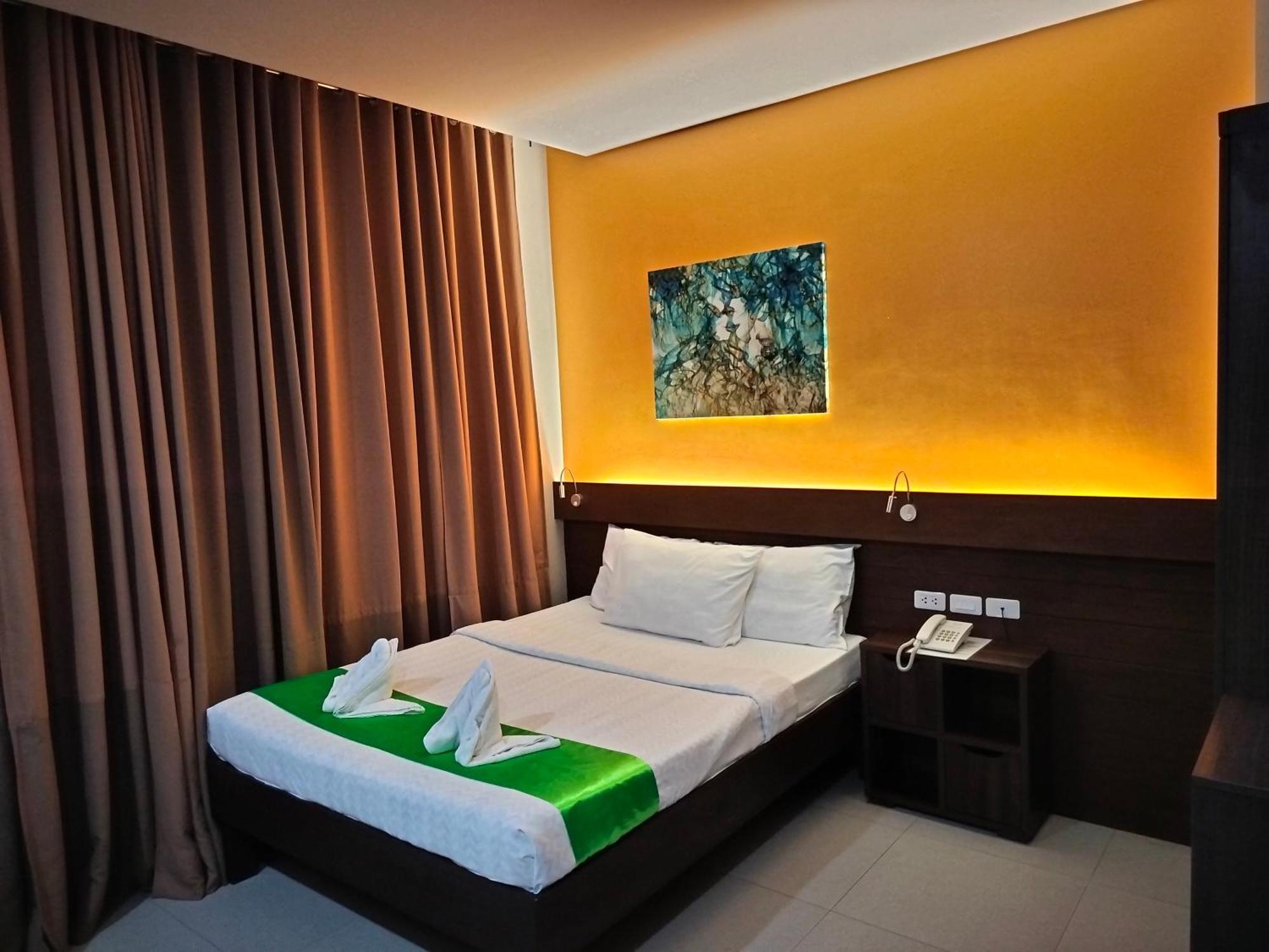 Cresebo Mansion Hotel Tagbilaran Eksteriør billede